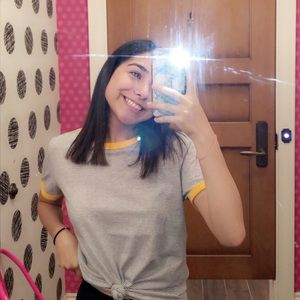 Meet your Posher, Araceli